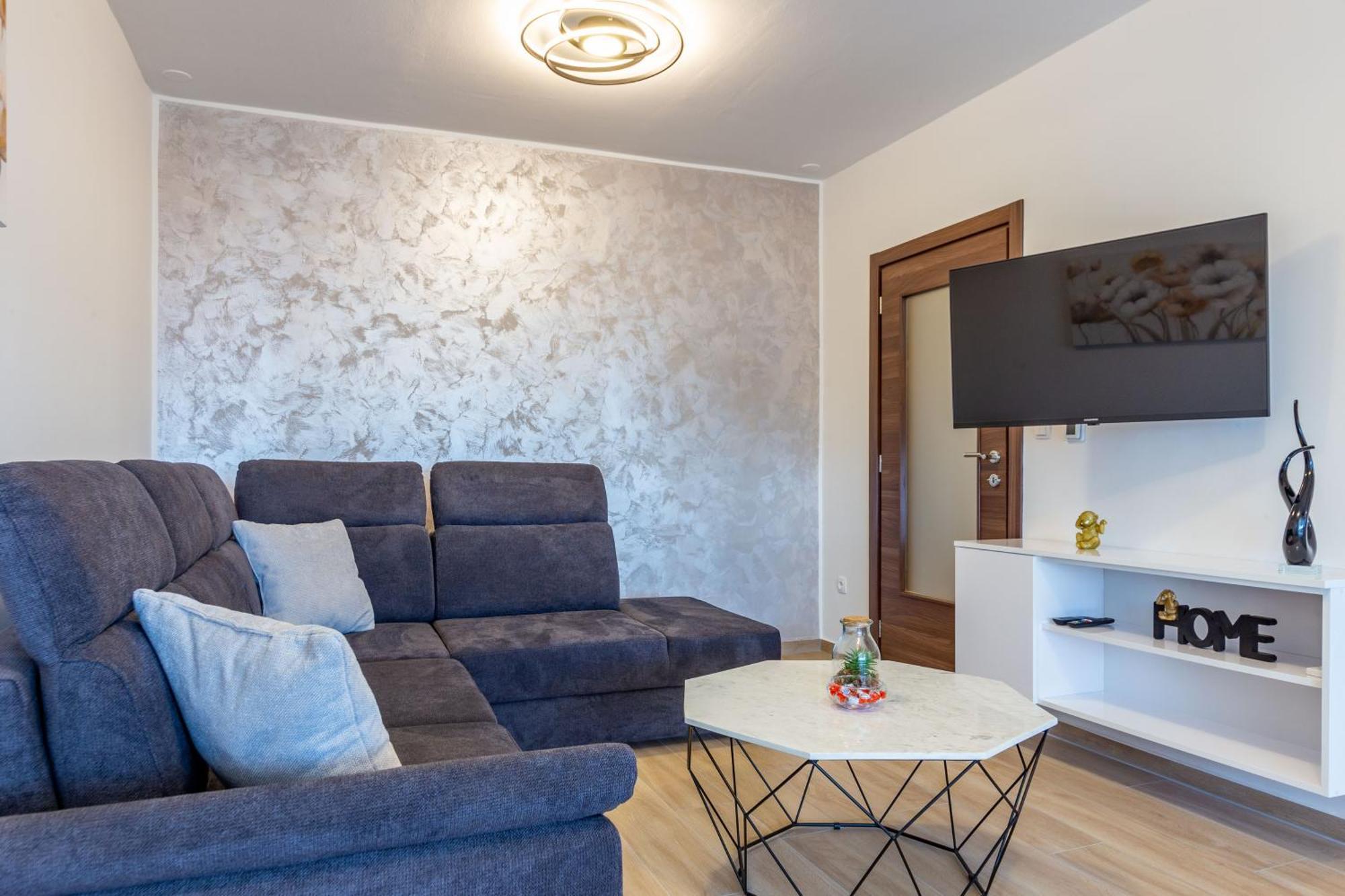 Apolon 2Bdr Apartment With Balcony Zára Kültér fotó