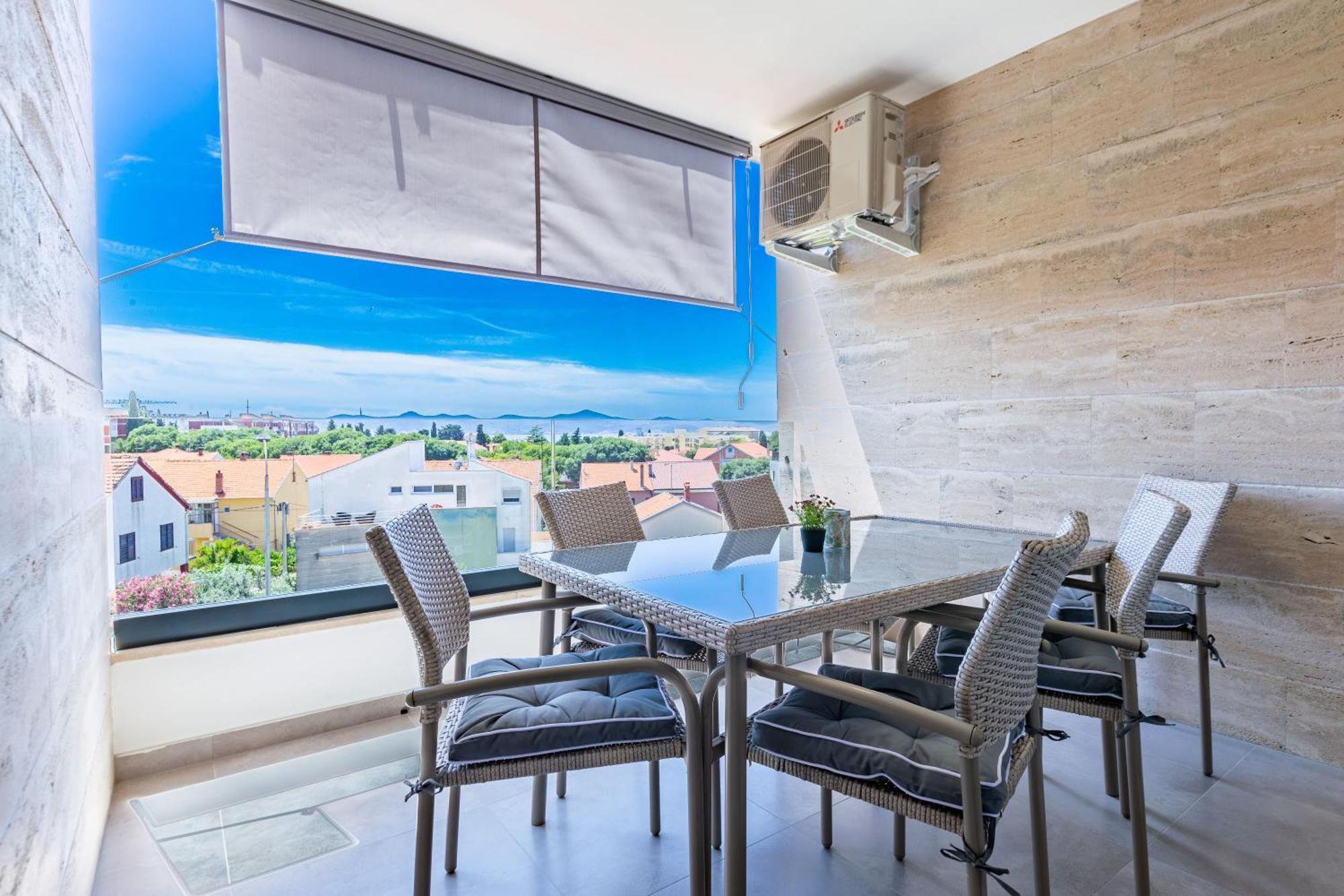 Apolon 2Bdr Apartment With Balcony Zára Kültér fotó