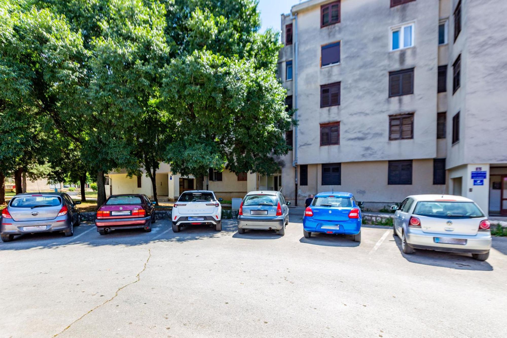 Apolon 2Bdr Apartment With Balcony Zára Kültér fotó